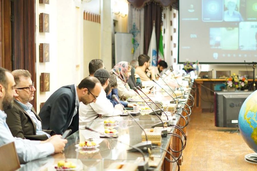  دفاع پایان نامه (دانشکده مطالعات جهان)